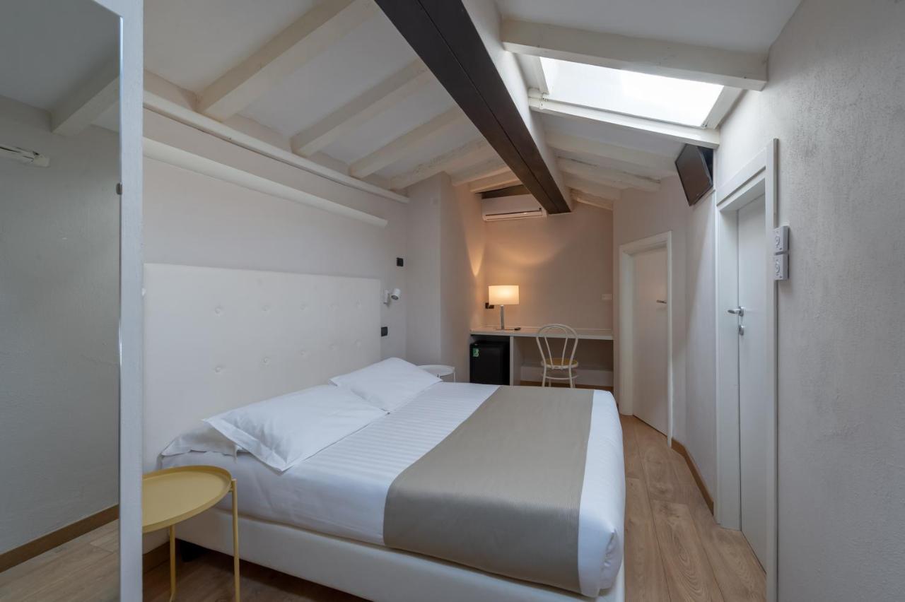 Residenza Accademia Hotell Mantova Exteriör bild