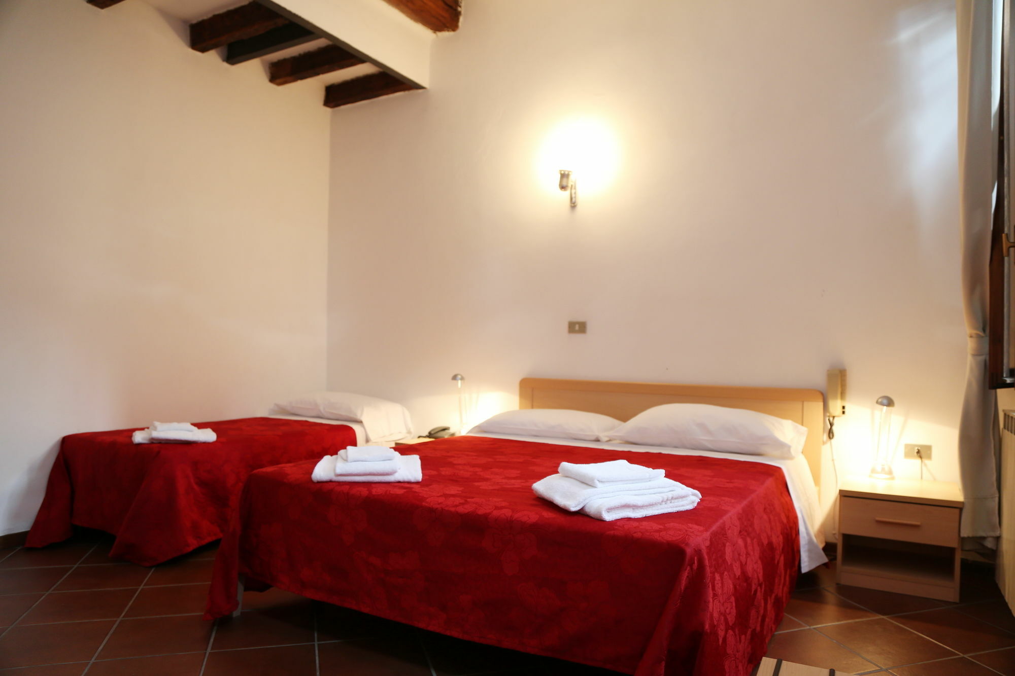 Residenza Accademia Hotell Mantova Exteriör bild